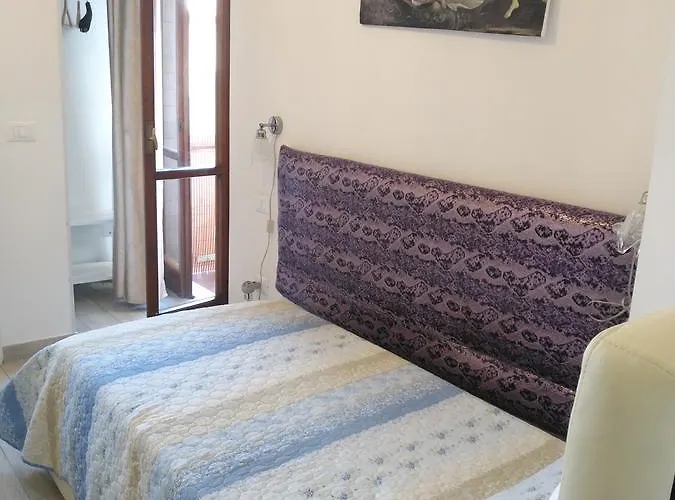 Nancy House 2* Florença