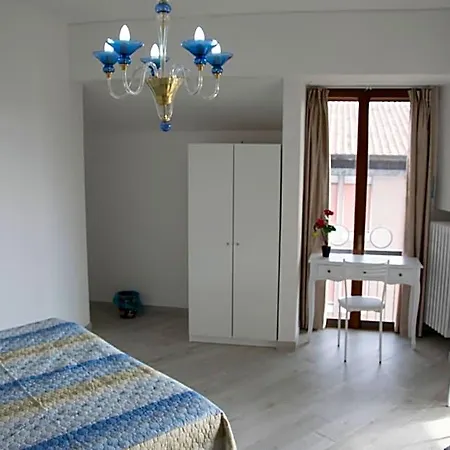 Nancy House 2*