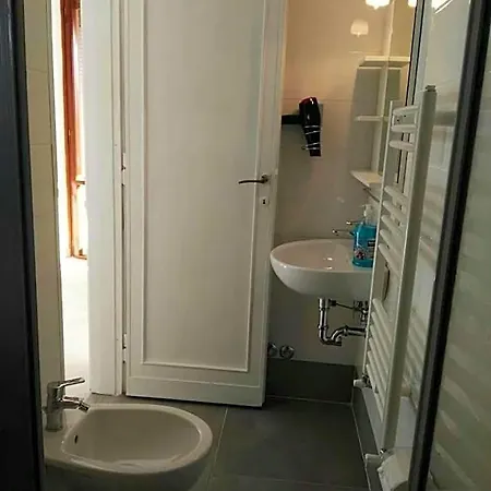 Nancy House Gasthof 2*