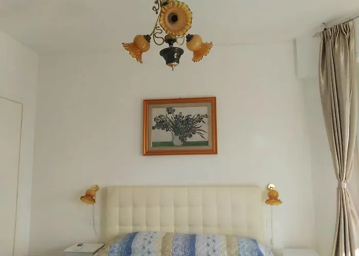 Nancy House Gæstehus *