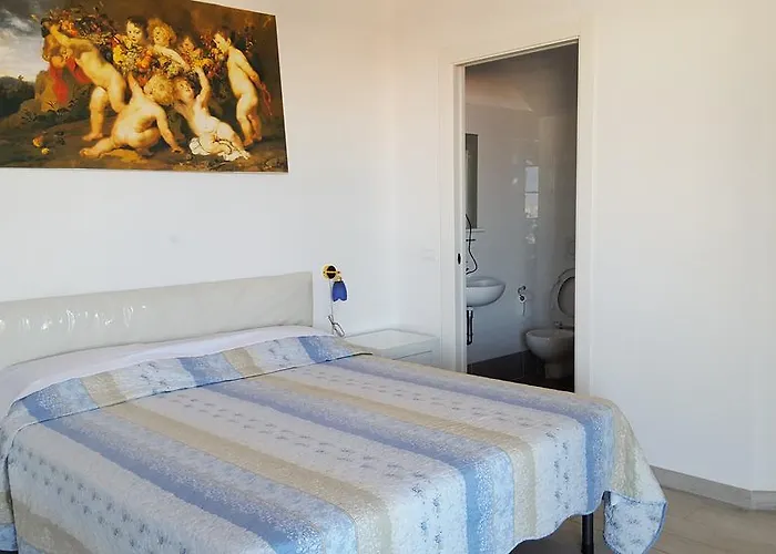 Nancy House * Firenze