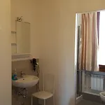 Nancy House